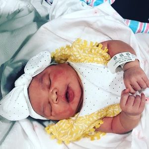 Meet your Posher, Ebony